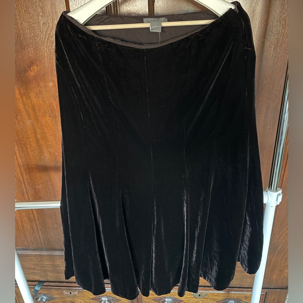Ann Taylor Dark Brown Pleated Midi Skirt